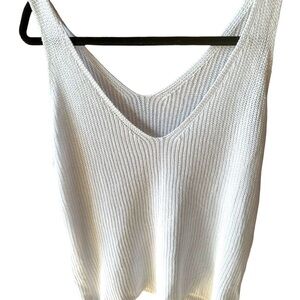 V Neck white‎ Sweater XL tank top by Vine & Virtue. NWT